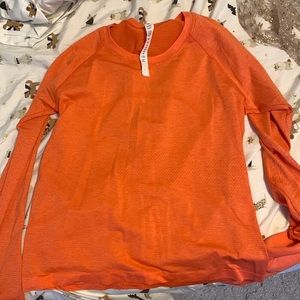 Lululemon swiftly long sleeve, cropped race length